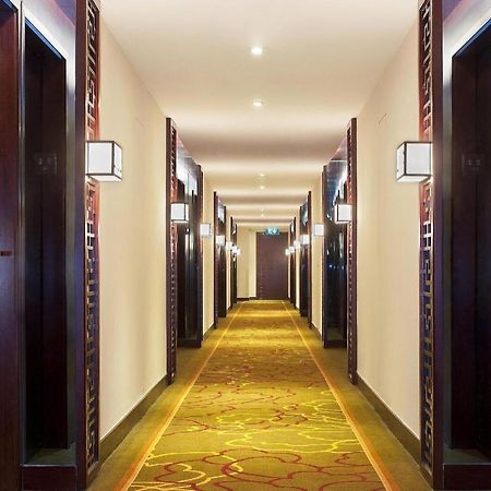 Emperor Hotel Macau Exterior photo