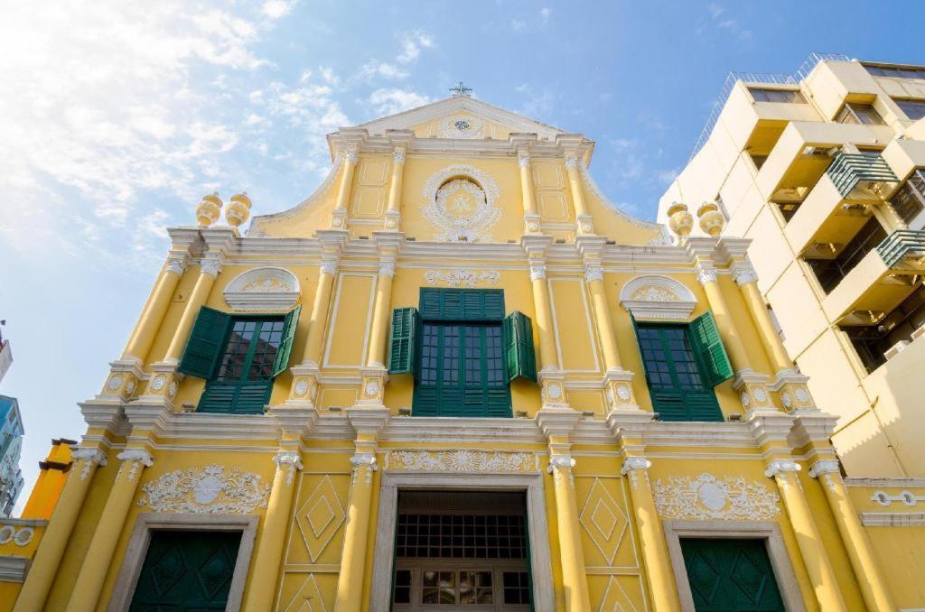 Emperor Hotel Macau Exterior photo
