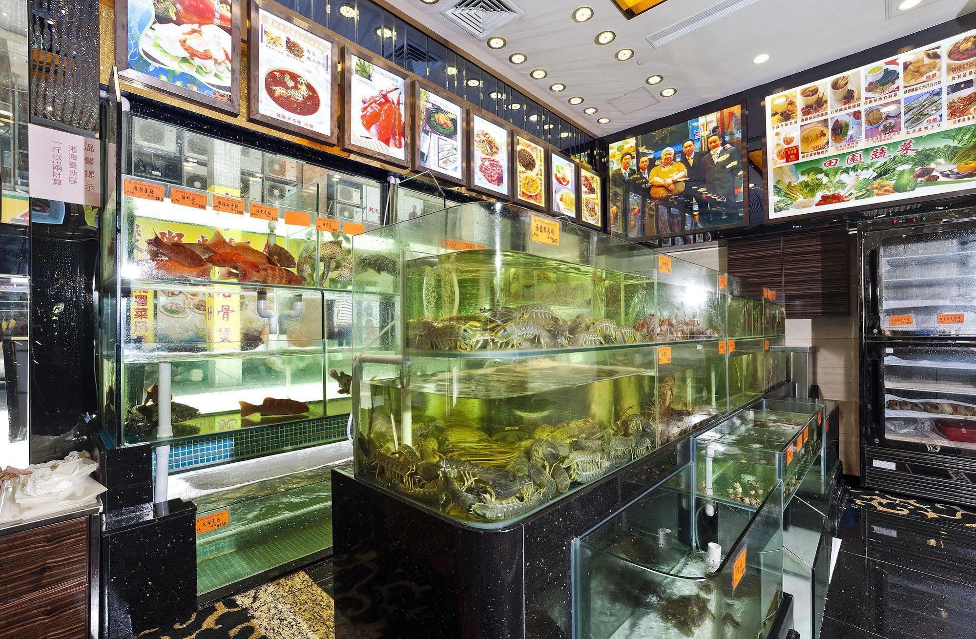 Emperor Hotel Macau Exterior photo