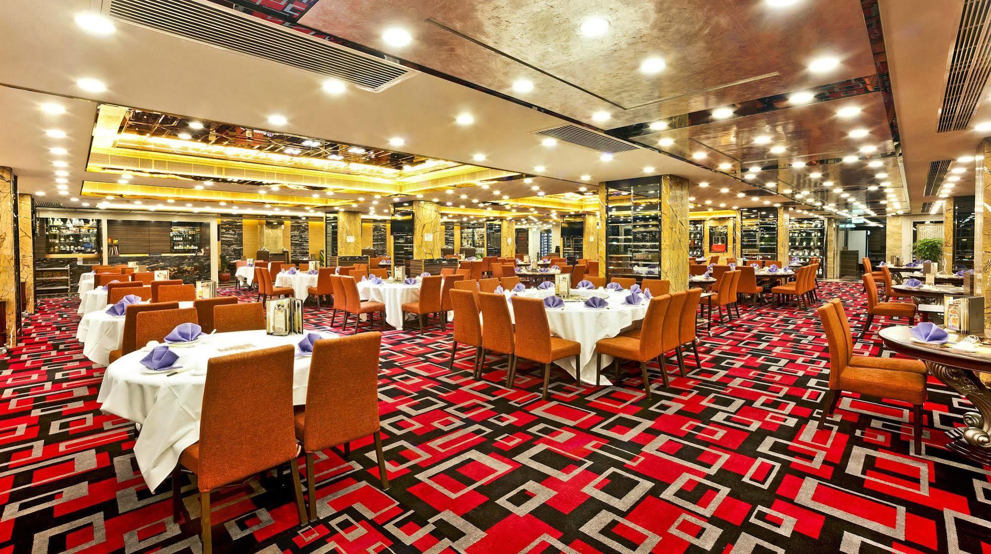 Emperor Hotel Macau Exterior photo